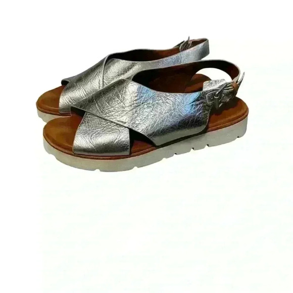 Kenneth Cole Shoes - Kenneth Cole Kiki Platform Sandals Size 8.5M